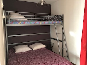 Room - Apartment 'Studio in The Heart Of Les Aillons' with Balcony (Aillon-le-Jeune)