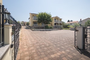 Property grounds - Villa Milena in Porec (Porec)