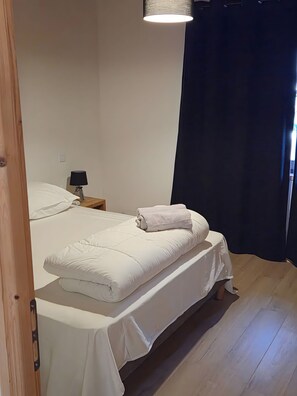 Room - Apartment 'Duplex Le Saint Jean' (Saint-Jean-de-Maurienne)