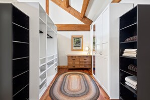 Spacious walk-in closet and dressing area. - New! Private 40-Acre Retreat | Sneffels Mtn Views | 10 Minutes to Ridgway (Ridgway)