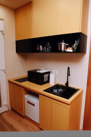 Private kitchen - Altamar Luxury Suites & Penthouse - 103 (Golem)