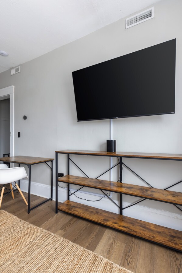 Living area - The Rosebrook (Lakewood)