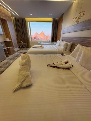 Room - Lotus Pyramids and Jacuzzi (Giza Governorate)
