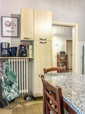 440_Casa Nora_19 - Casa Nora - Cozy Apartment with a Shaded Garden in Castiglioncello (Rosignano Solvay-Castiglioncello)