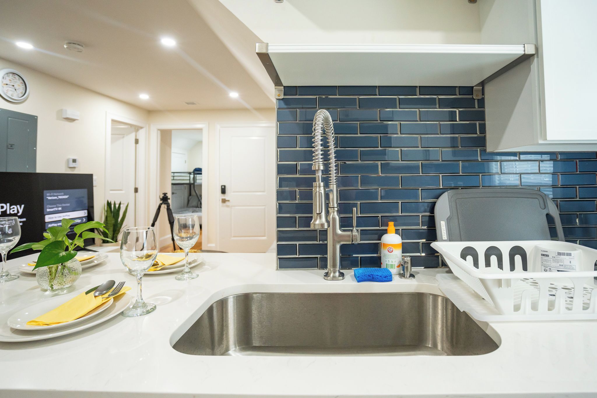 80.3_Charming 3BR • Free Parking • 5-Min Walk to T Station • Near Boston