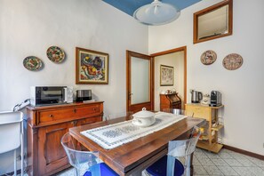 Dining - Vrbo Property (Lucca)