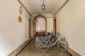 內部