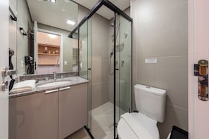 Bathroom - Cabrini by Bhomy (São Paulo)