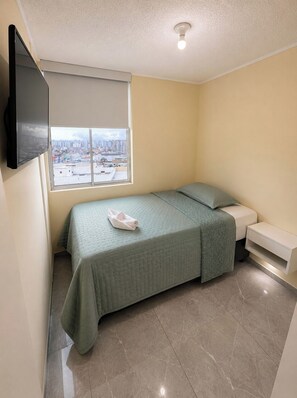 Room - Apartment with an ocean view and a terrace. (San Miguel)