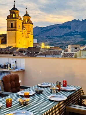 Outdoor dining - Vrbo Property (Vélez-Rubio)