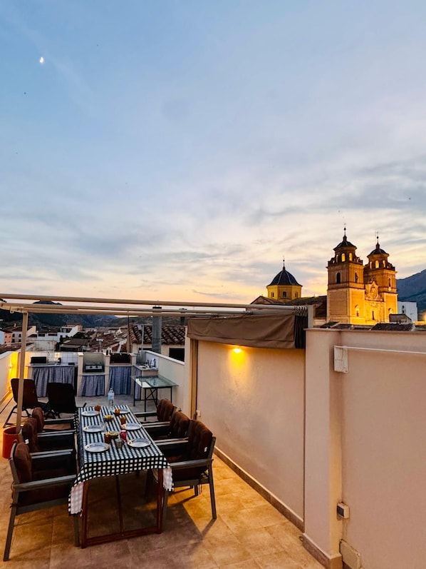 Outdoor dining - Vrbo Property (Vélez-Rubio)