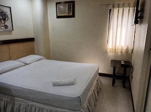 Room - Mactan Pension House (Lapu-Lapu)