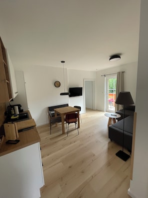 Living area - Vrbo Property (Lichtersberg)