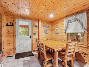 Dining - Bellaire Cabin, 2 Mi to Schuss Mountain Ski, Golf, Arcade, Fire Pit & Sleeps 8 (Bellaire)