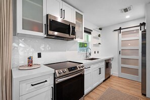Private kitchen - Experience the best of Wilton Manors (Wilton Manors)