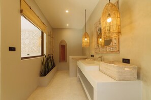 Bathroom - Villa Kali - Karma Shana (Maret)