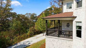 Start your morning with coffee and peaceful ridge-top views.
