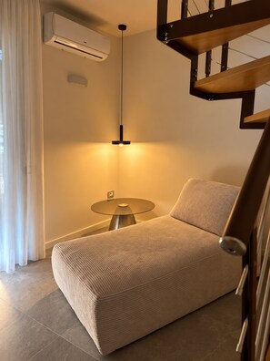 Interior - Lumè (Crotone)