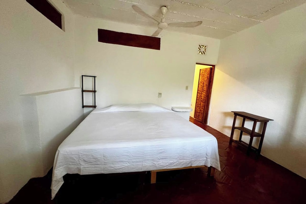 Deluxe Double Room, Courtyard View