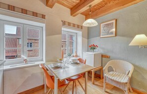 Living Room - Pet friendly apartment in Röbel with lake view (Röbel)