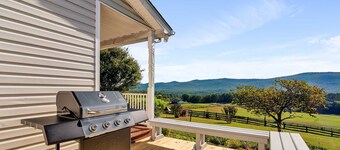 Mountain Moon Meadows | Pasture & Ridge Views w/ Sunroom + Fire Table, Dogs OK