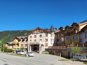 Esterni