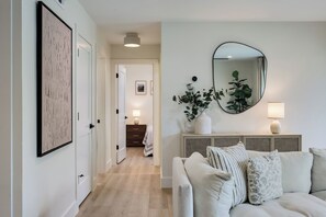 Interior - Chic 2BR on South Congress / Private Backyard (Austin)
