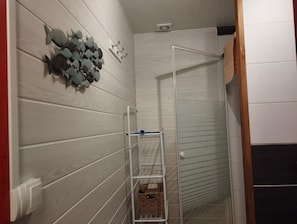 Unclassified image, 4 of 7, button - Vrbo Property (Boulogne-sur-Mer)