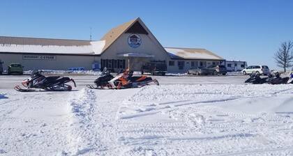 HWY 6 Hotel