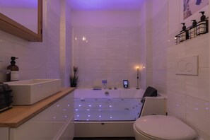 Bathroom - Vrbo Property (Meerbusch)