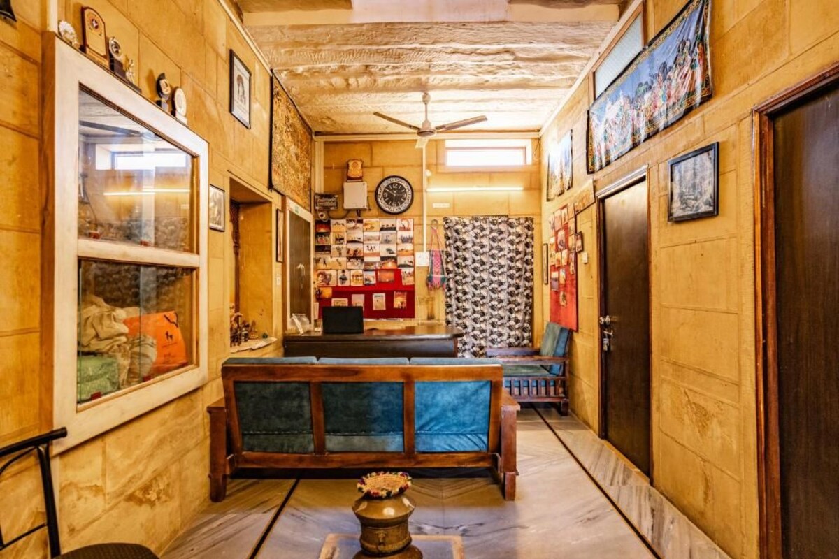 Hall