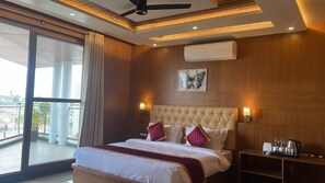 Room - Hotel Ambaari Inn (Mandya)