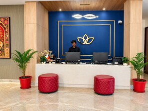 Lobby - Grand Continent Premier Vellore (Vellore)