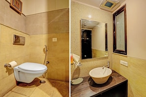 Bathroom - Townhouse Tipsyy Inn 16 (Gurgaon)
