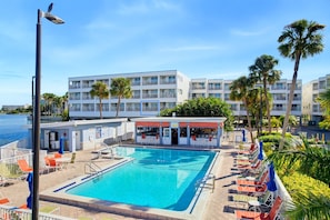 Room - Coastal Calm With Bay Views Heated Pool (Tampa)