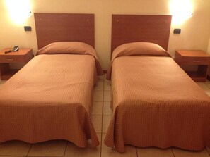 Room - Hotel Belforte (Varese)