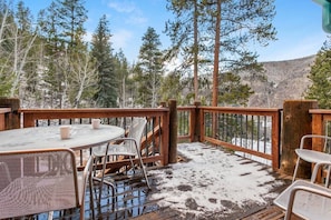 Outdoor dining - Spacious Vail Home | Hot Tub | Sleeps 10 (Vail)