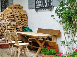 Outdoor dining - Vrbo Property (Bad Reichenhall)