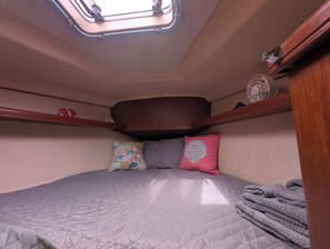 Room - Counting Stars Sailboat Stay | 2 Cabins, Pool Access & Free Downtown Shuttle (Stock Island)