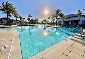 Pool - Beautiful Villa at Championsgate (Davenport)