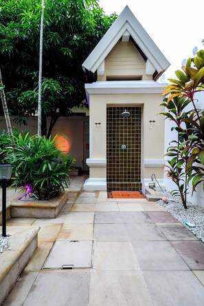Exterior detail - Balinese 3BR Pool Villa with Sauna (BA3) (Sattahip)