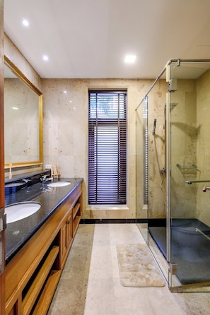 Bathroom - Balinese 3BR Pool Villa with Sauna (BA3) (Pattaya)