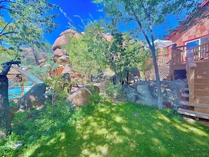 Hiên