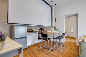 Dining - Klimatyczny Apartament Strzałowa  (Poznań)