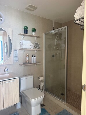 Bathroom - Stylish Ocean-View Getaway (Las Lajas)