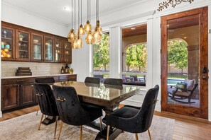 Dining - 5-bdrm with hot tub, theater room & sports court in charming Eagle (Eagle)