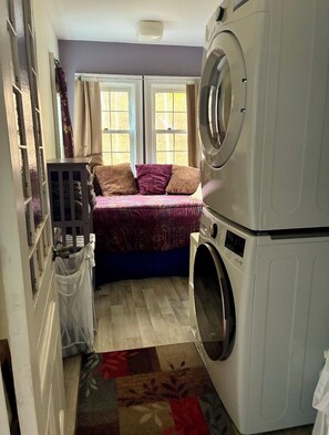 Interior - Charming Warren Winter Home Near Sugarbush - Seasonal Stay (Warren)