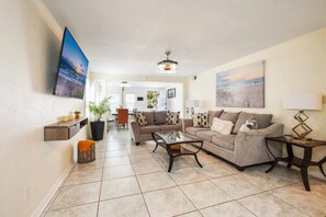 Living area - Huge 7BR Beach Duplex – Walk to Sand & Surf (Daytona Beach)