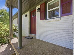 Exterior detail - Maynard Meadow 721-Pet Friendly-Sleeps 6 (Columbia)