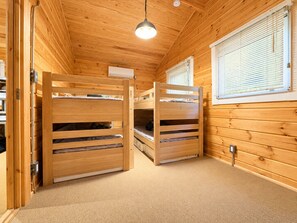 Room - Sam'scamp (tanabeshi)